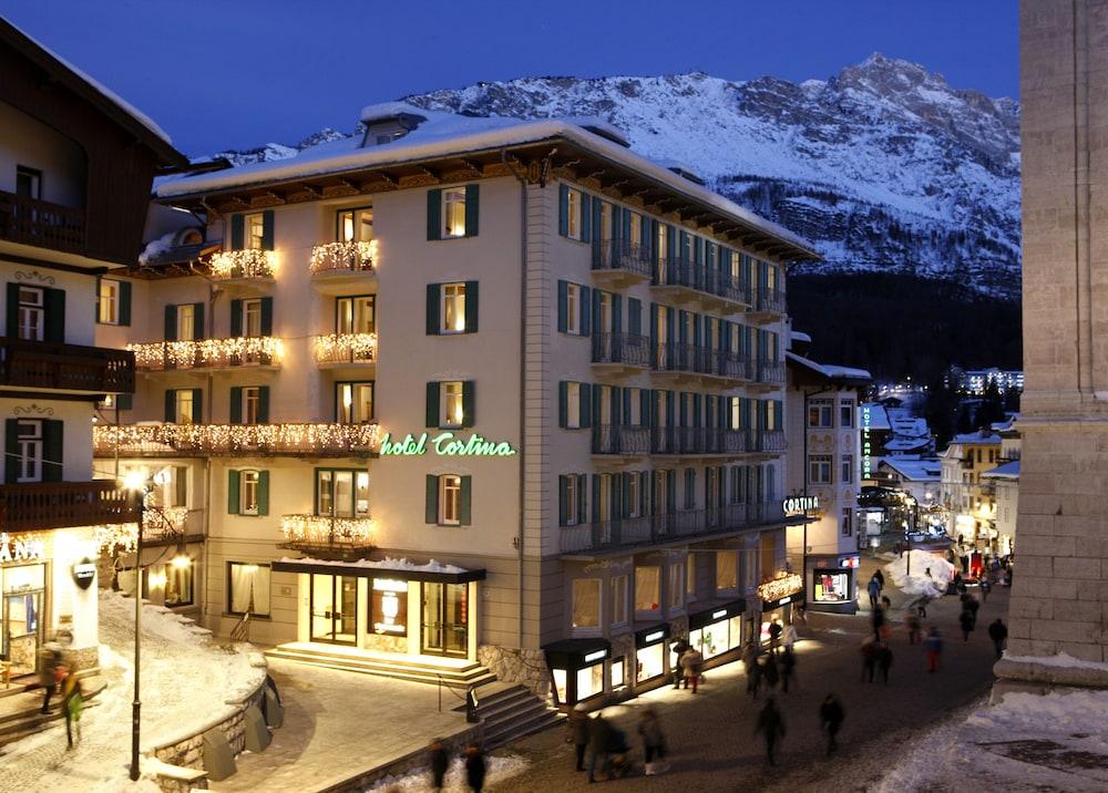 Hotel Cortina Кортина-д'Ампеццо Экстерьер фото